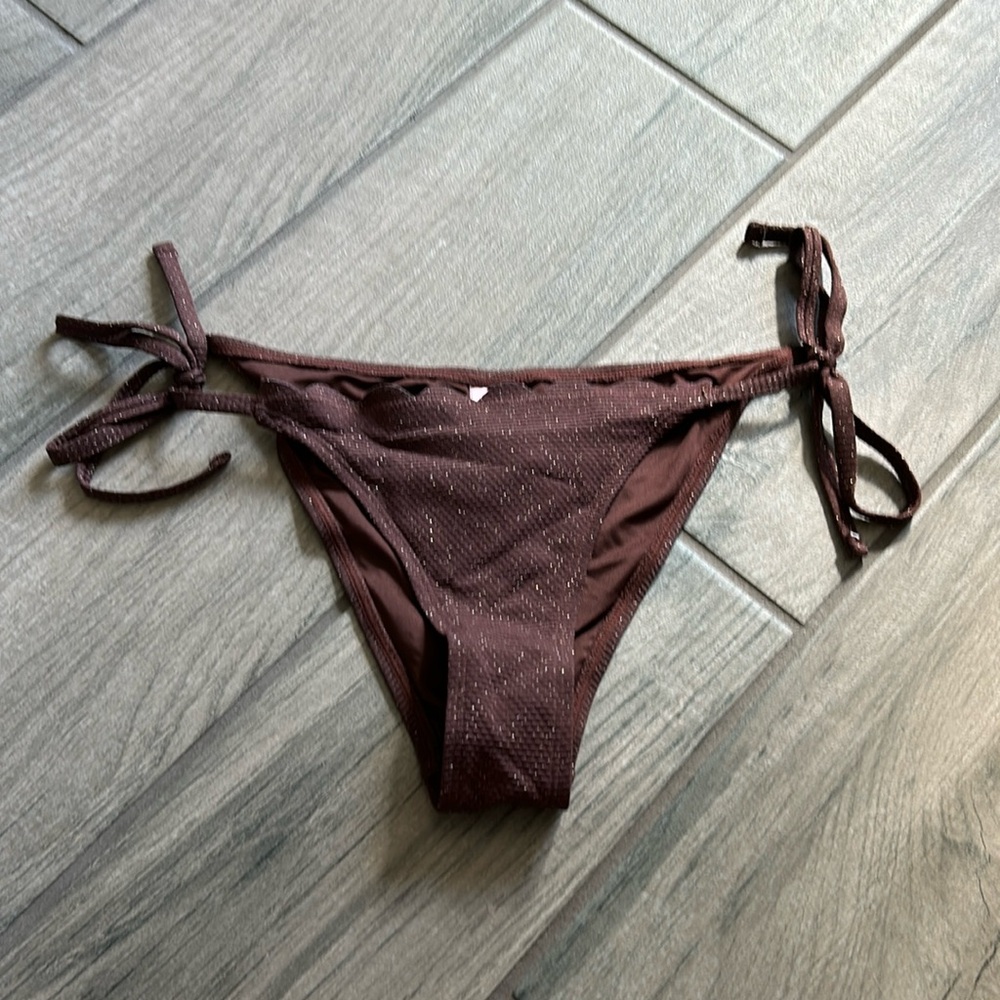 Hunkemoller scallop bikini bottom
